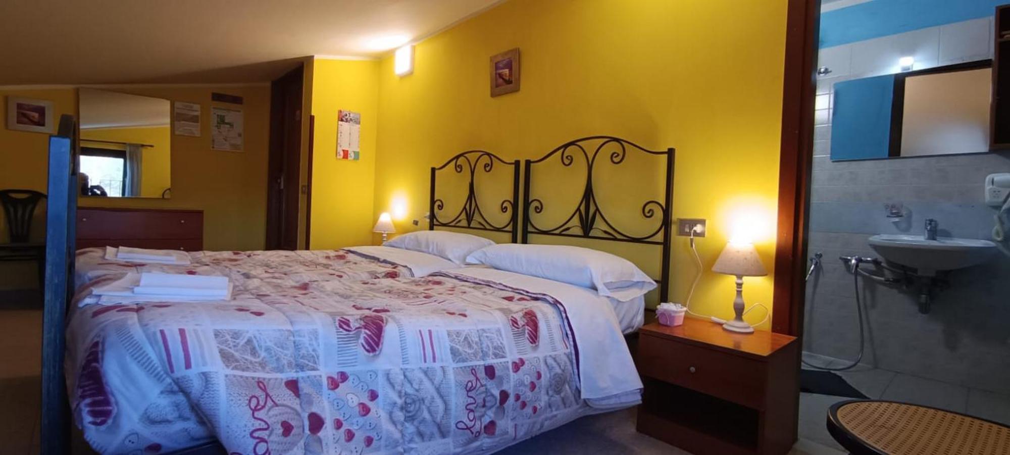 Complesso Turistico Aurora - Camere B&B Poggio Picenze Ngoại thất bức ảnh