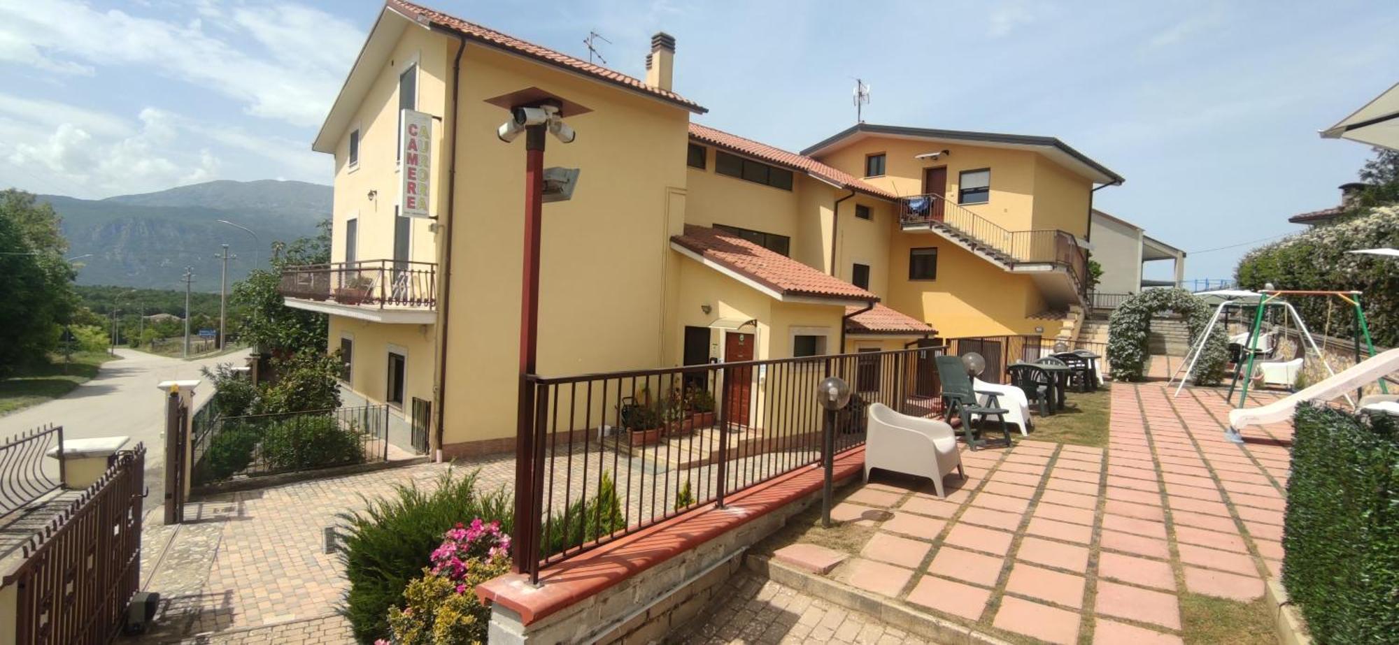 Complesso Turistico Aurora - Camere B&B Poggio Picenze Ngoại thất bức ảnh